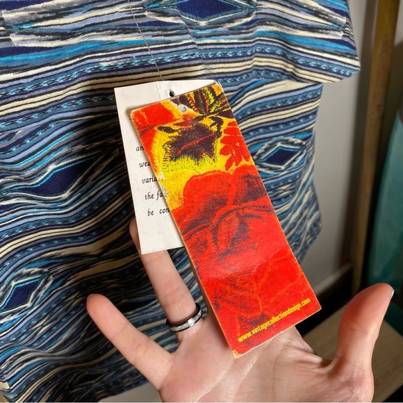 NWT Vintage Collection Cowboys and Indians Aztec 71185 Crossover Top Blue Multi - Picture 4 of 9